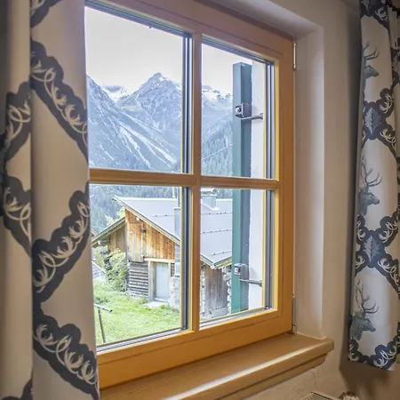 Zumschutzpatron 度假居 *